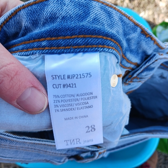 TNR Jeans Sz 28 Lightwash High Rise Straight Leg Womens - Picture 2 of 6